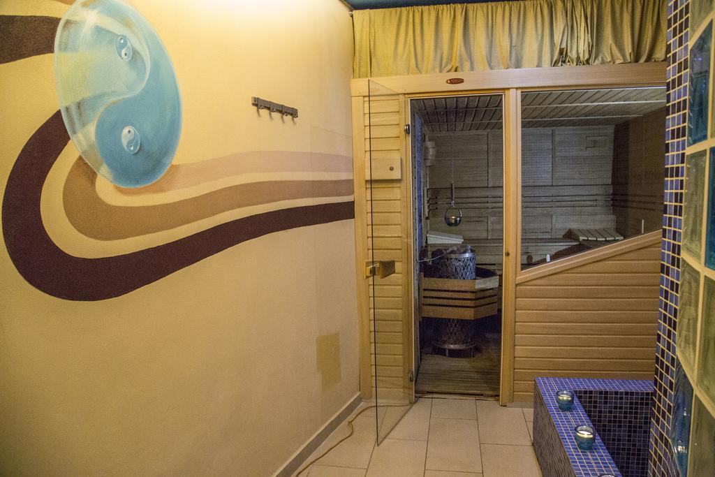 Hotel Centrum הַרָכוֹב מראה חיצוני תמונה